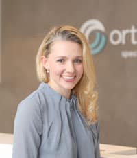 Dr Elise McConnell, orthodontist serving Canberra